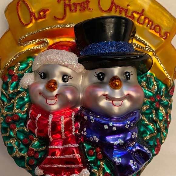 Radko 2002 FROSTY FIRST Our First Christmas Snowman Couple Ornament 5.5”H - Picture 6 of 11